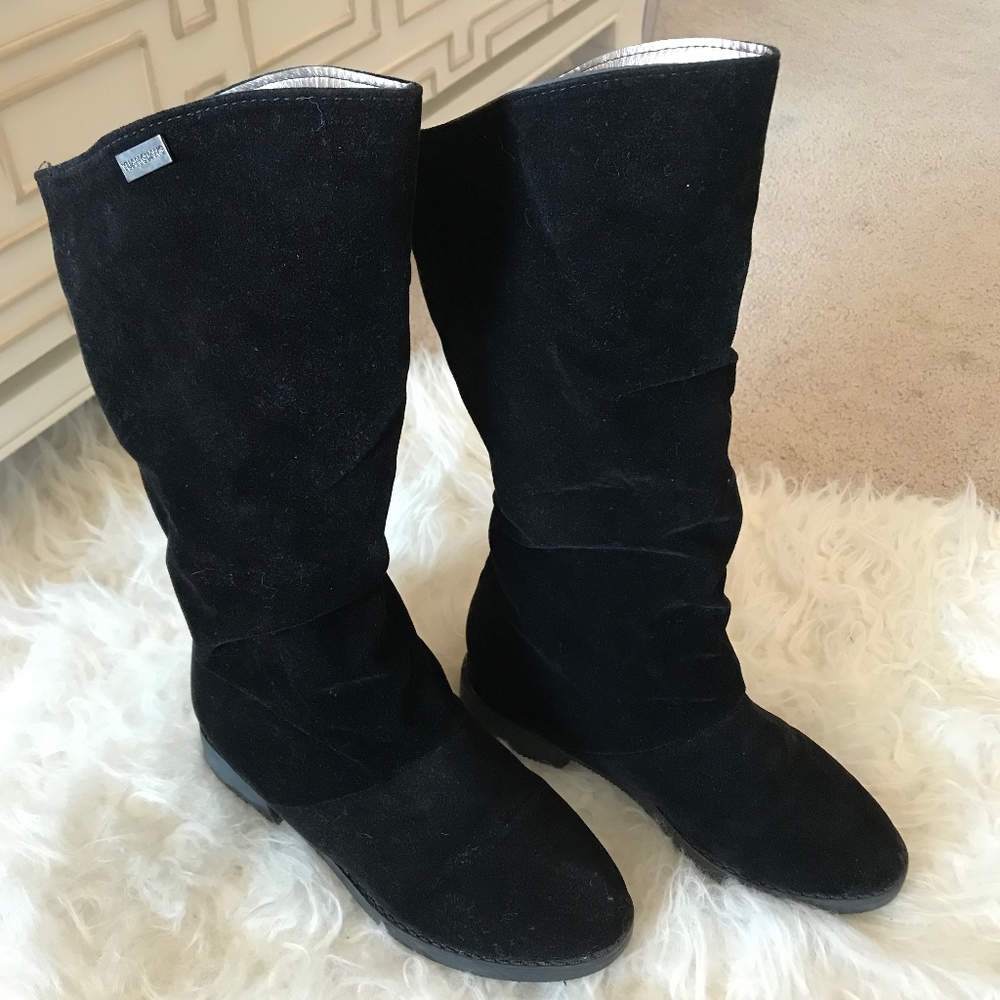 Brand New Mid Calf Black Suede Boots